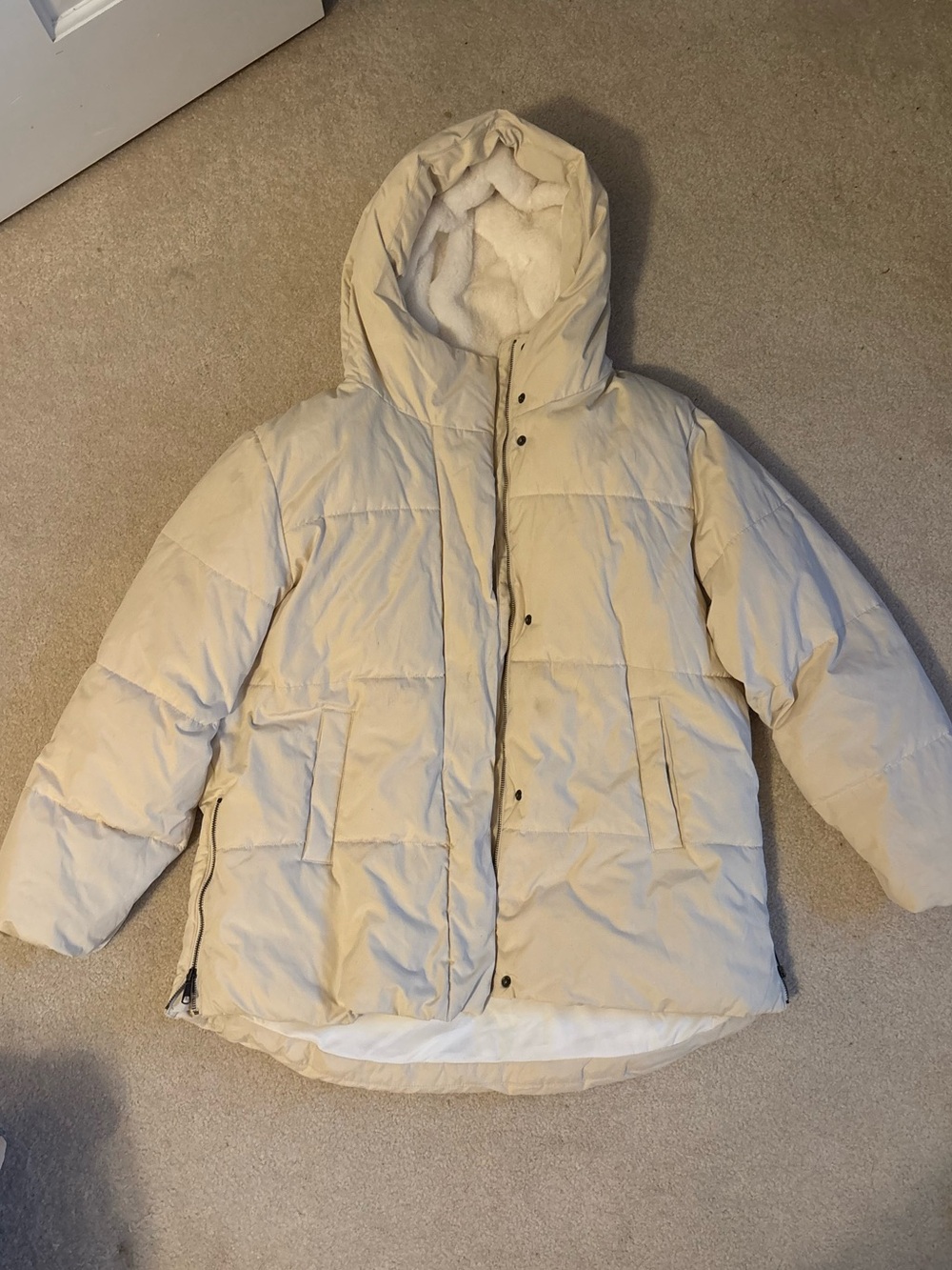 Old Navy Cream Puffer Jacket with Side Zip